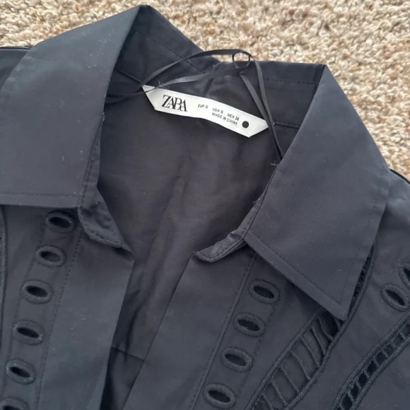 Zara Black Embroidered Eyelet Scallop Hem Blouse size Small - Picture 9 of 12